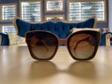 sluneční brýle Fendi FENDI FIRST FE40098I 50F