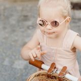 dětské sluneční brýle KiETLA OURS’ON Peach