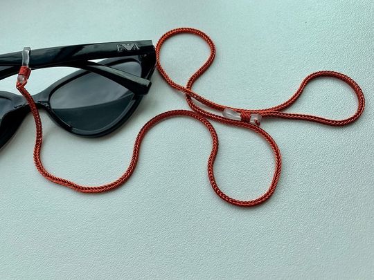 řetěz na brýle RED 200189